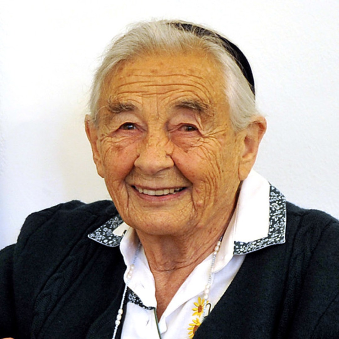Maria von Trapp Dies at 99 - E! Online